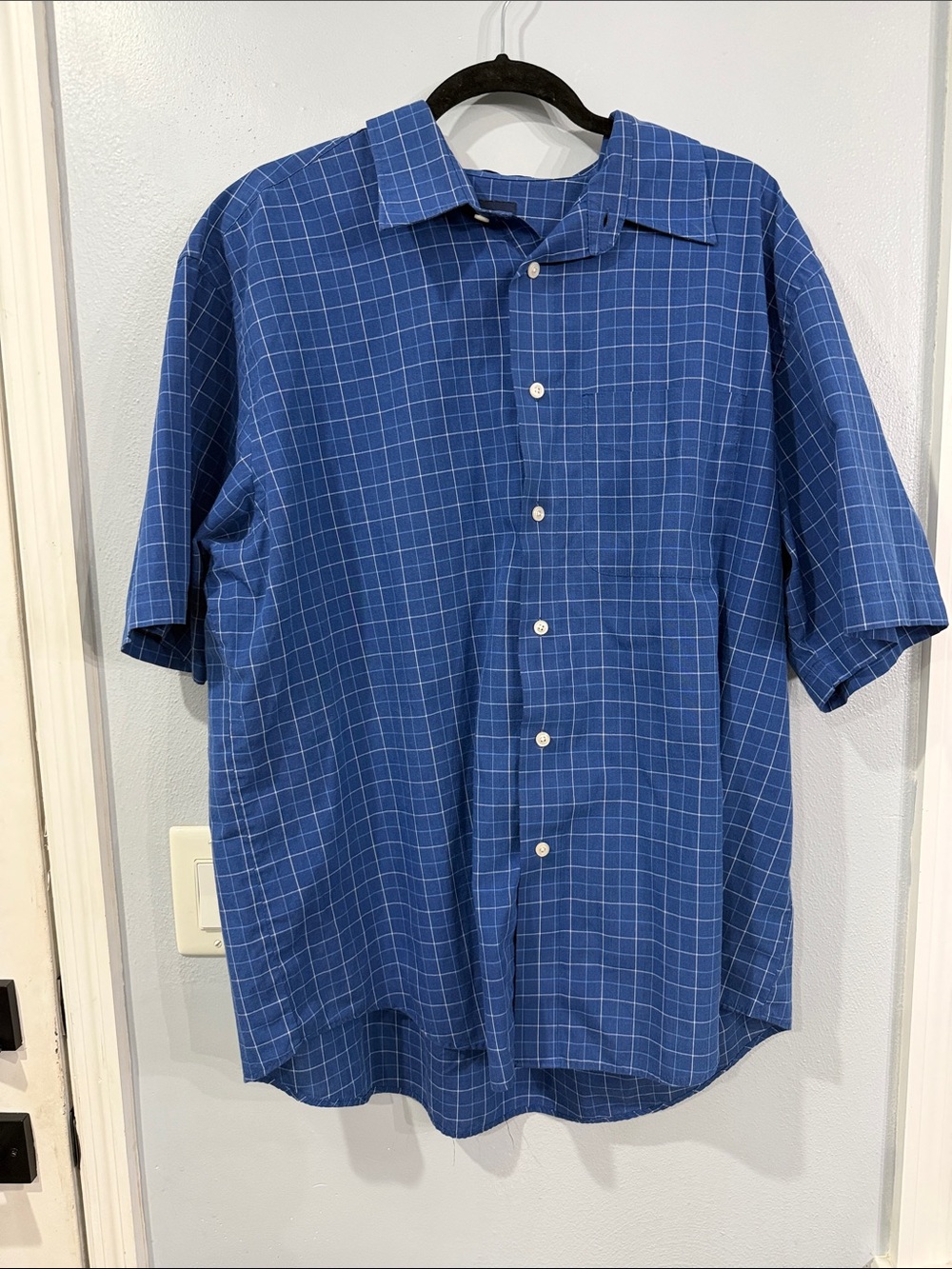 Arrow Blue Short-Sleeve Windowpane Button-Down Shirt